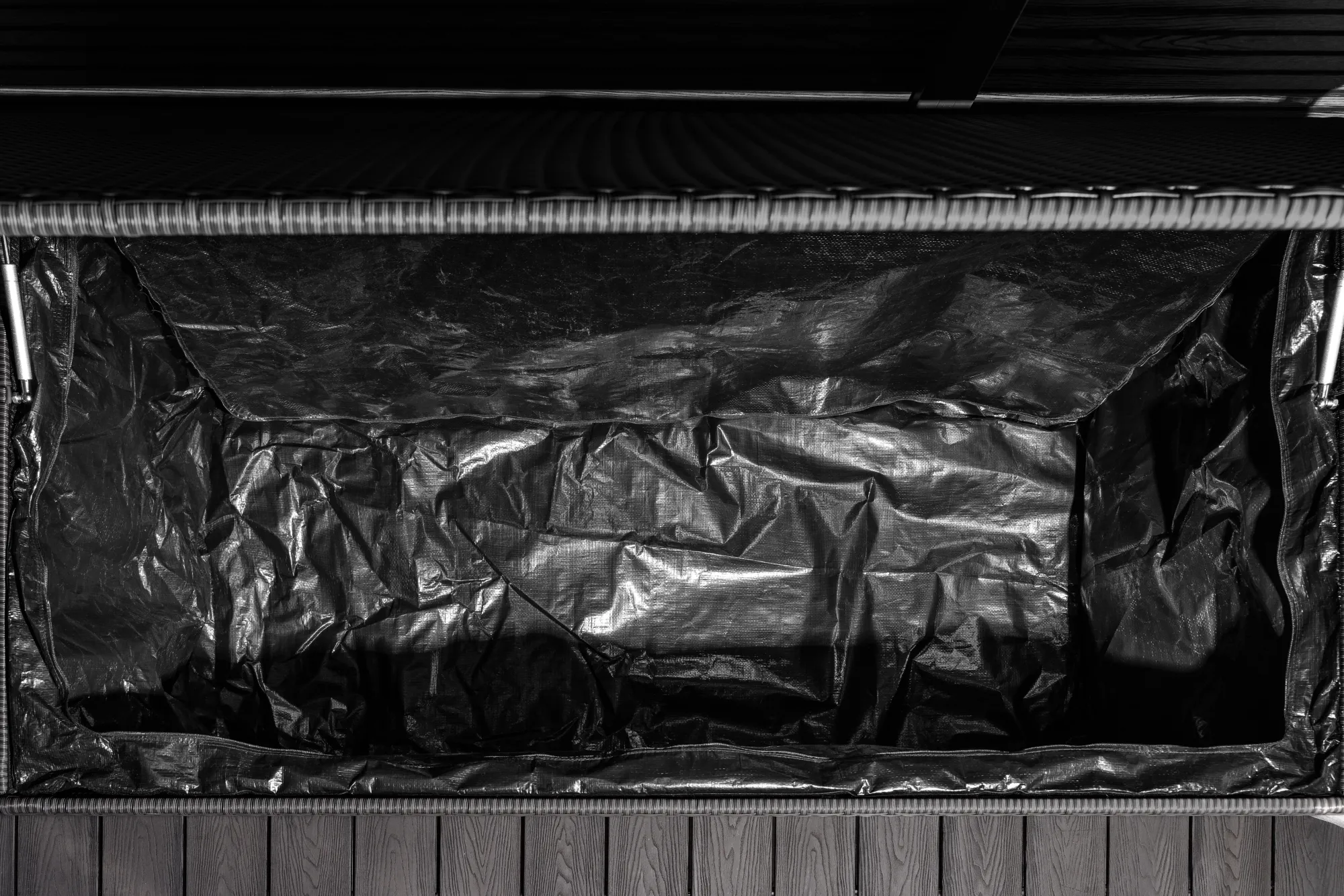 Homeville Hyndeboks 160x80x78cm sort