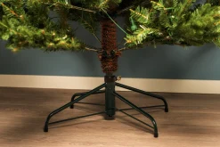 Homeville Nordisk juletræ med lys 210cm