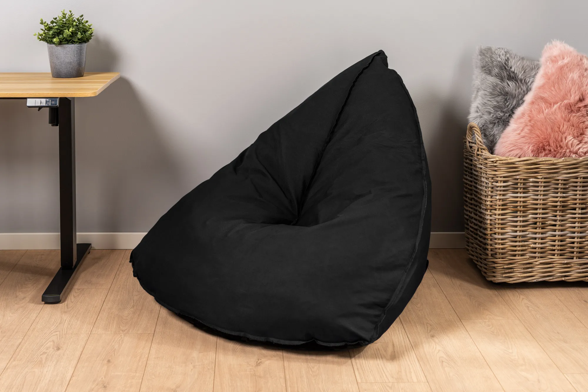 Homeville Oval sækkestol stof sort